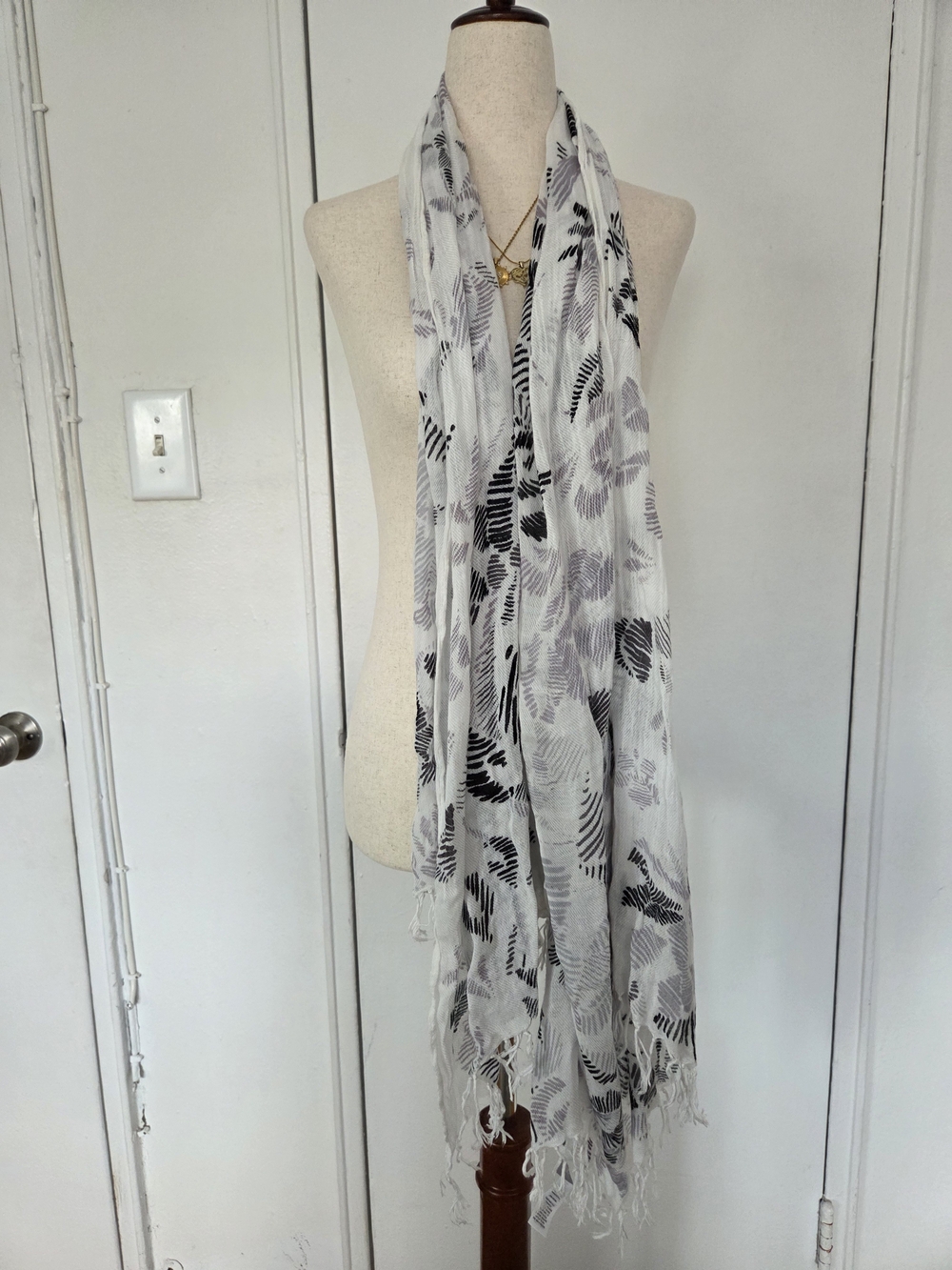 Nordstrom White Scarf with Black and Gray Leaf Print